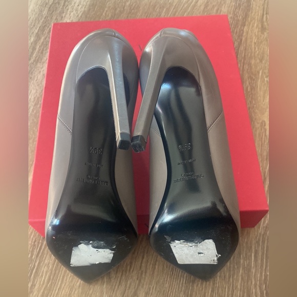 Saint Laurent Leather Ankle Boots 39.5 Authentic - Picture 5 of 10